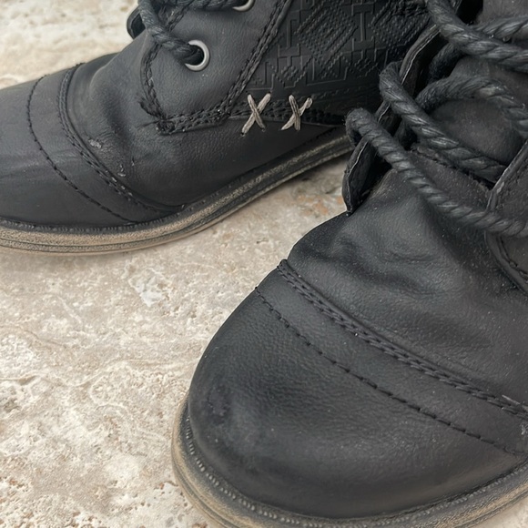 ROXY Mountain & The Seas black tall winter lace up boots size 6.5 - Picture 4 of 16